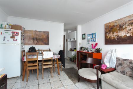 Apartamento para alugar com 72m², 3 quartos e 1 vaga Apartamento para alugar com 72m², 3 quartos e 1 vagaSala