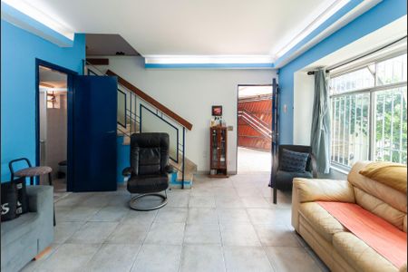 Casa à venda com 3 quartos, 225m² em Bosque da Saúde, São Paulo