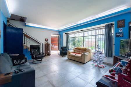 Casa à venda com 3 quartos, 225m² em Bosque da Saúde, São Paulo