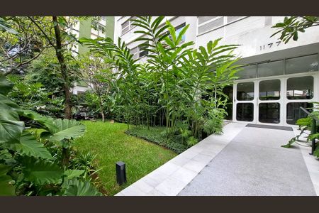 Apartamento para alugar com 154m², 2 quartos e 2 vagas Apartamento para alugar com 154m², 2 quartos e 2 vagasEntrada do Prédio