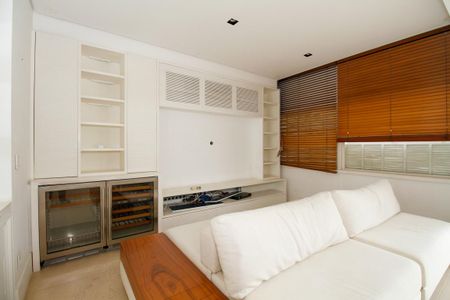 Apartamento para alugar com 154m², 2 quartos e 2 vagas Apartamento para alugar com 154m², 2 quartos e 2 vagasSala de Estar e Jantar