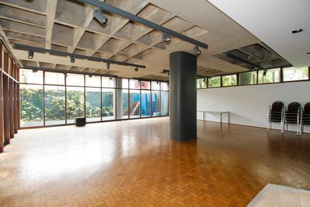 Apartamento para alugar com 154m², 2 quartos e 2 vagas Apartamento para alugar com 154m², 2 quartos e 2 vagasÁrea Comum - Salão de Festas