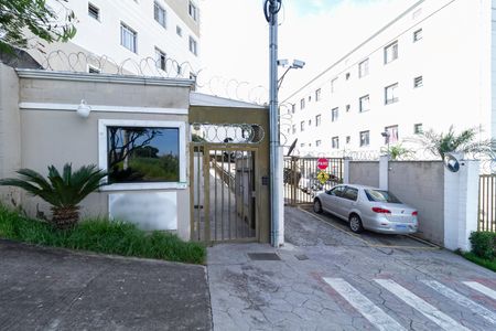 Apartamento à venda com 45m², 2 quartos e 1 vaga Apartamento à venda com 45m², 2 quartos e 1 vagaFachada