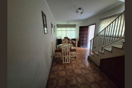Casa à venda com 3 quartos, 200m² em Vila Nair, São Paulo