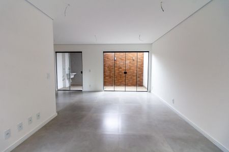 Casa à venda com 3 quartos, 145m² em Vila Monte Alegre, São Paulo