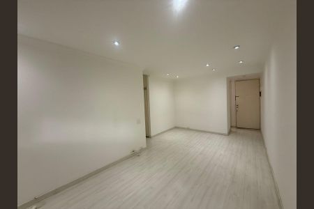Apartamento à venda com 3 quartos, 74m² em Vila Sofia, São Paulo