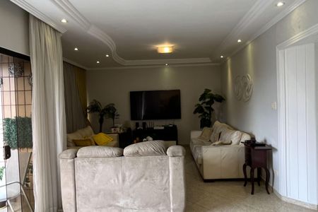Apartamento para alugar com 177m², 4 quartos e 2 vagas Apartamento para alugar com 177m², 4 quartos e 2 vagasSala