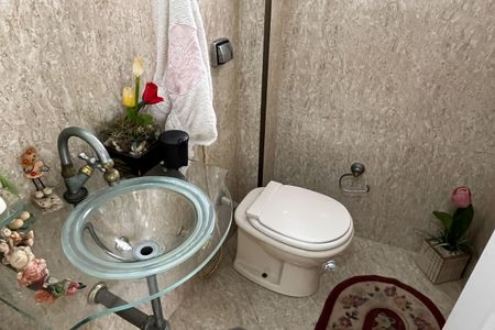 Apartamento para alugar com 177m², 4 quartos e 2 vagas Apartamento para alugar com 177m², 4 quartos e 2 vagasLavabo