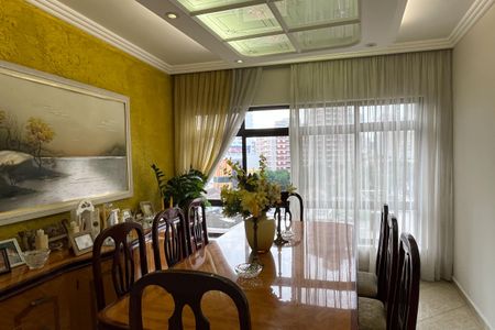 Apartamento para alugar com 177m², 4 quartos e 2 vagas Apartamento para alugar com 177m², 4 quartos e 2 vagasSala de Jantar