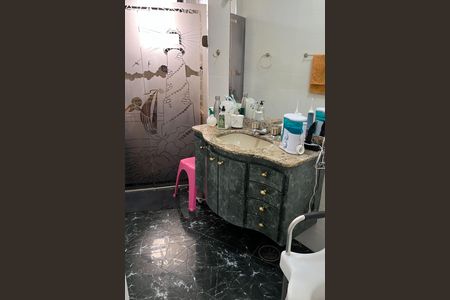 Apartamento para alugar com 177m², 4 quartos e 2 vagas Apartamento para alugar com 177m², 4 quartos e 2 vagasBanheiro