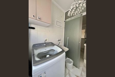 Apartamento à venda com 56m², 2 quartos e 1 vaga Apartamento à venda com 56m², 2 quartos e 1 vagaÁrea de Serviço