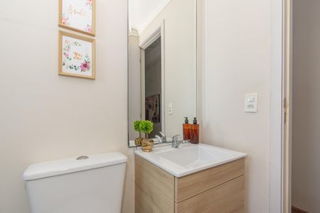 Apartamento para alugar com 45m², 2 quartos e 1 vaga Apartamento para alugar com 45m², 2 quartos e 1 vagaBanheiro