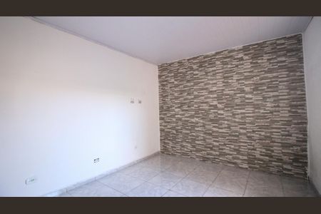 Quarto de casa para alugar com 1 quarto, 55m² em Jardim das Rosas (zona Leste I), São Paulo