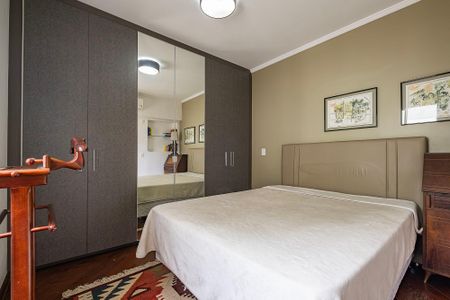 Apartamento à venda com 243m², 3 quartos e 4 vagasQuarto 2