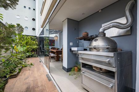 Apartamento à venda com 243m², 3 quartos e 4 vagasVaranda