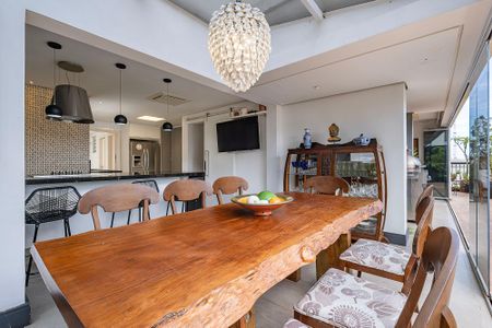Apartamento à venda com 243m², 3 quartos e 4 vagasSala/Cozinha