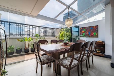 Apartamento à venda com 243m², 3 quartos e 4 vagasSala/Cozinha
