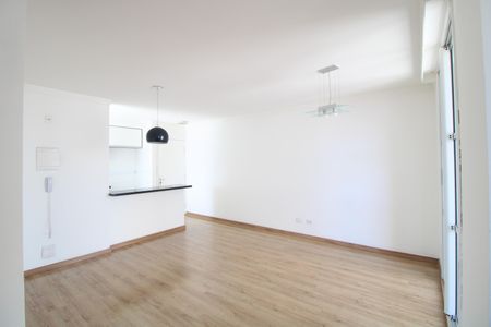 Sala de apartamento para alugar com 2 quartos, 70m² em Cidade Ademar, São Paulo