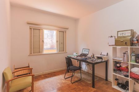 Casa à venda com 3 quartos, 230m² em Vila Madalena, São Paulo