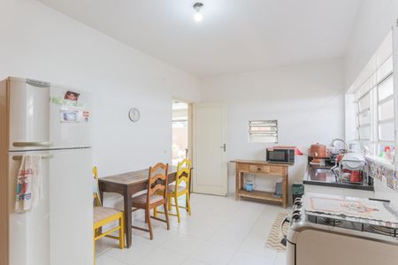 Casa à venda com 3 quartos, 230m² em Vila Madalena, São Paulo