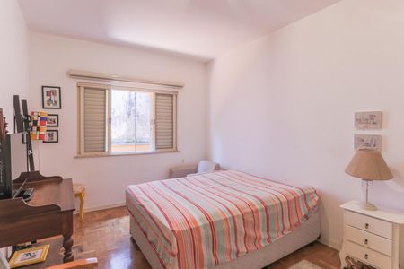 Casa à venda com 3 quartos, 230m² em Vila Madalena, São Paulo