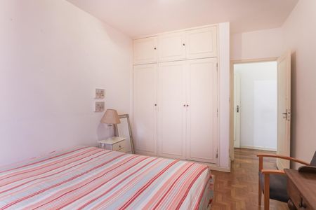 Casa à venda com 3 quartos, 230m² em Vila Madalena, São Paulo