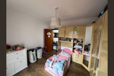 Casa à venda com 3 quartos, 200m² em Vila Santa Clara, São Paulo