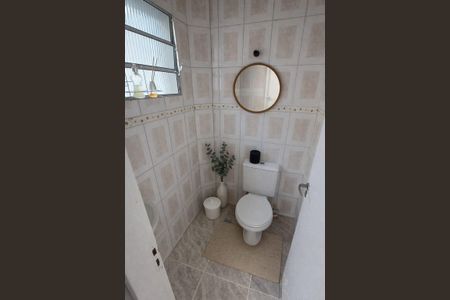 Casa à venda com 230m², 3 quartos e 4 vagasBanheiro