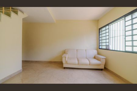 Casa à venda com 2 quartos, 90m² em Vila Gumercindo, São Paulo