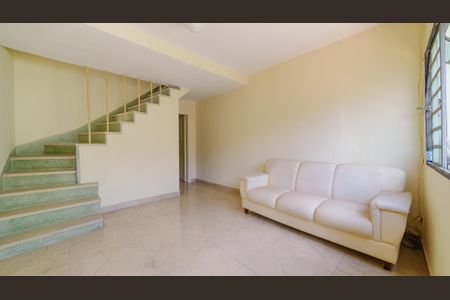 Casa à venda com 2 quartos, 90m² em Vila Gumercindo, São Paulo