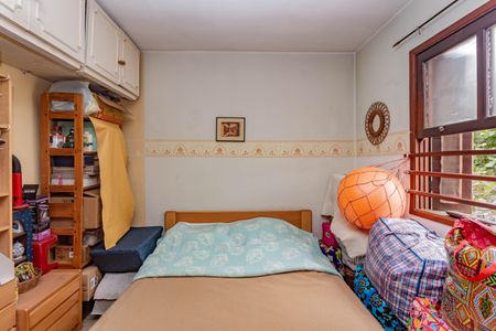 Casa à venda com 5 quartos, 210m² em Jardim Umuarama, São Paulo