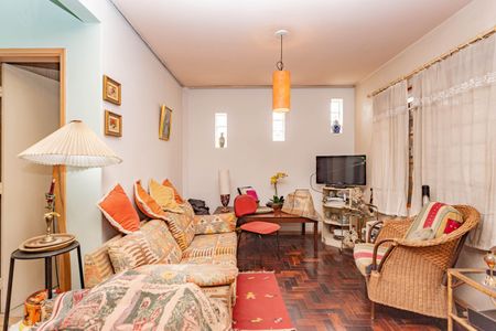 Casa à venda com 5 quartos, 210m² em Jardim Umuarama, São Paulo