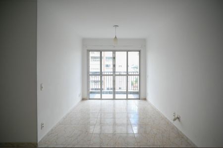 Apartamento para alugar com 75m², 3 quartos e 1 vaga Apartamento para alugar com 75m², 3 quartos e 1 vagaSala