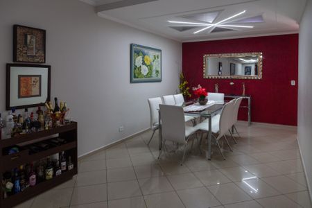 Sala de Jantar de casa para alugar com 3 quartos, 375m² em Parque Renato Maia, Guarulhos