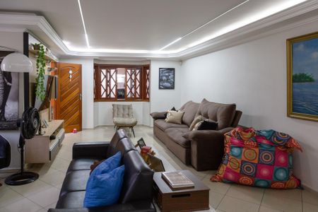 Casa à venda com 375m², 3 quartos e 4 vagasSala