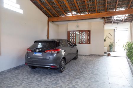 Casa à venda com 375m², 3 quartos e 4 vagasGaragem