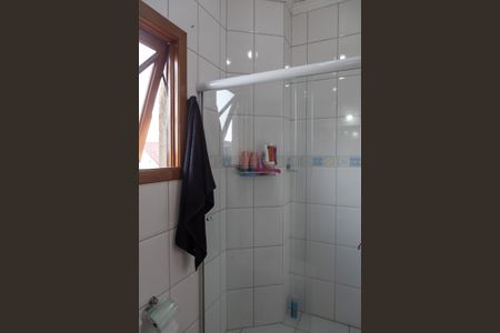 Casa à venda com 375m², 3 quartos e 4 vagasBanheiro da Suíte 2 