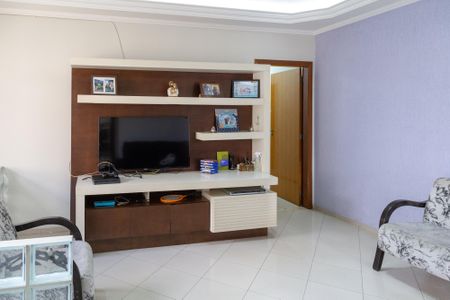 Casa à venda com 375m², 3 quartos e 4 vagasSala 2