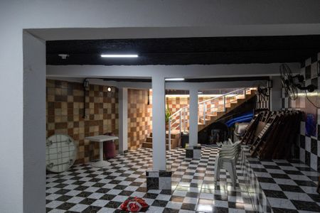 Casa à venda com 375m², 3 quartos e 4 vagasSalao de festas