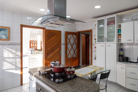Casa à venda com 375m², 3 quartos e 4 vagasCozinha