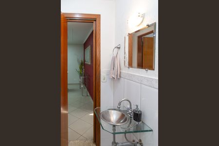 Casa à venda com 375m², 3 quartos e 4 vagasLavabo
