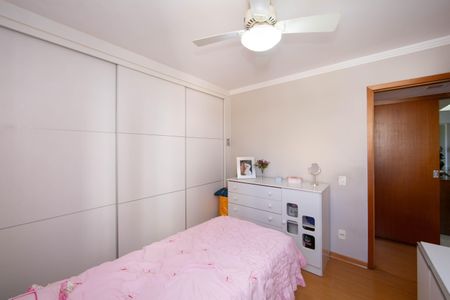 Apartamento à venda com 95m², 3 quartos e 3 vagasQUARTO1