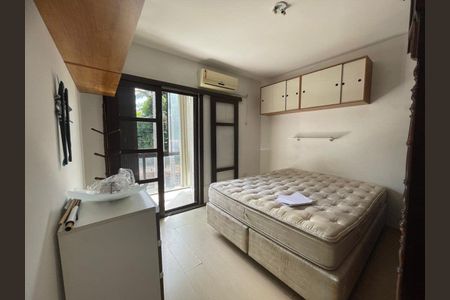 Quarto 1 de apartamento para alugar com 2 quartos, 80m² em Vila Ipiranga, Porto Alegre