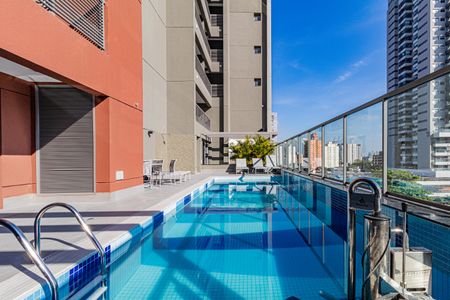 Studio para alugar com 28m², 1 quarto e sem vaga Studio para alugar com 28m², 1 quarto e sem vagaÁrea comum - Piscina