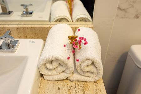 Banheiro de kitnet/studio para alugar com 1 quarto, 28m² em Butantã, São Paulo