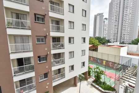 Apartamento à venda com 62m², 3 quartos e 1 vaga Apartamento à venda com 62m², 3 quartos e 1 vagaVaranda