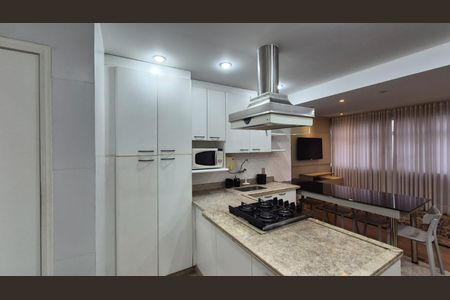 Apartamento para alugar com 92m², 2 quartos e 1 vaga