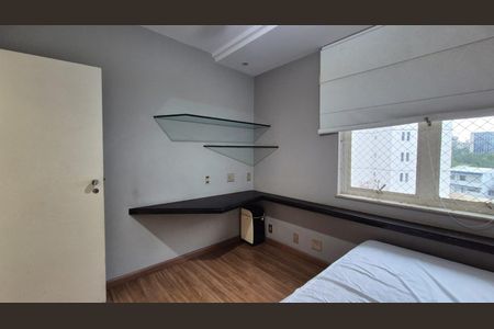 Apartamento para alugar com 92m², 2 quartos e 1 vaga