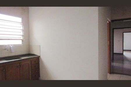 Casa para alugar com 100m², 2 quartos e sem vagaCozinha