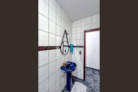 Casa à venda com 600m², 5 quartos e 4 vagasBanheiro - Casa 2